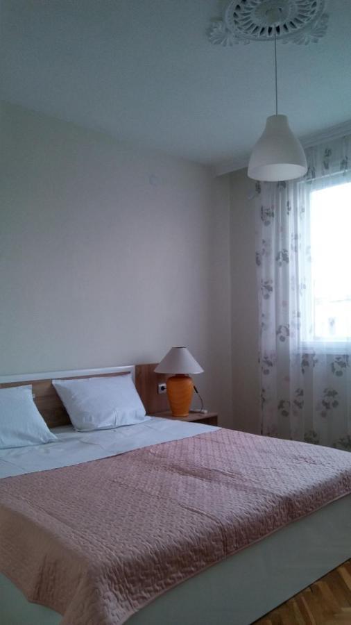 Dima Apartment Велико Търново Екстериор снимка