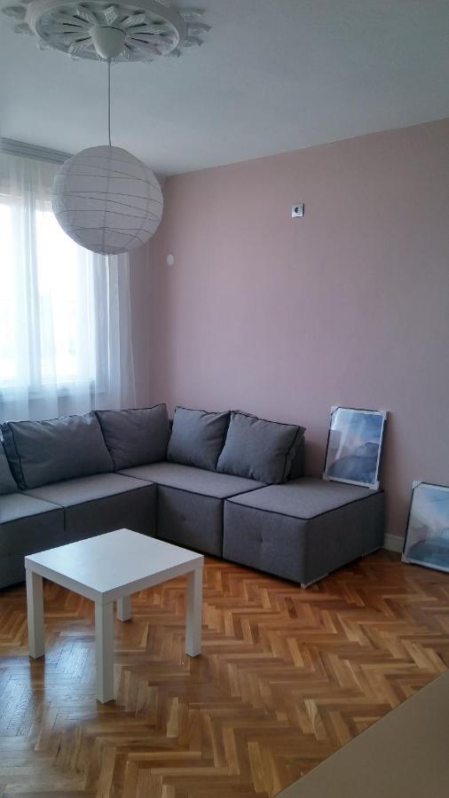 Dima Apartment Велико Търново Екстериор снимка